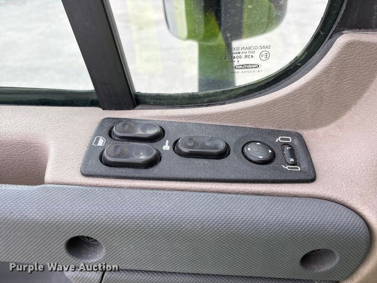 image for item YA1917 2015 Freightliner Cascadia  semi truck