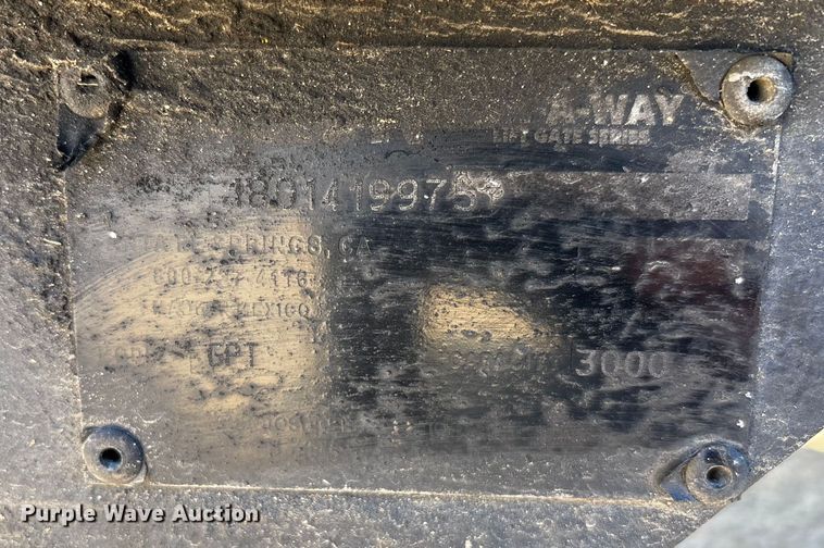 image for item YA1937 2019 Freightliner Buisness Class M2  box truck