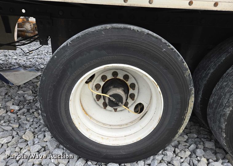 image for item YA2002 2023 Atro dry van trailer