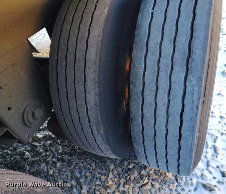 image for item YA2015 2023 Atro  dry van trailer