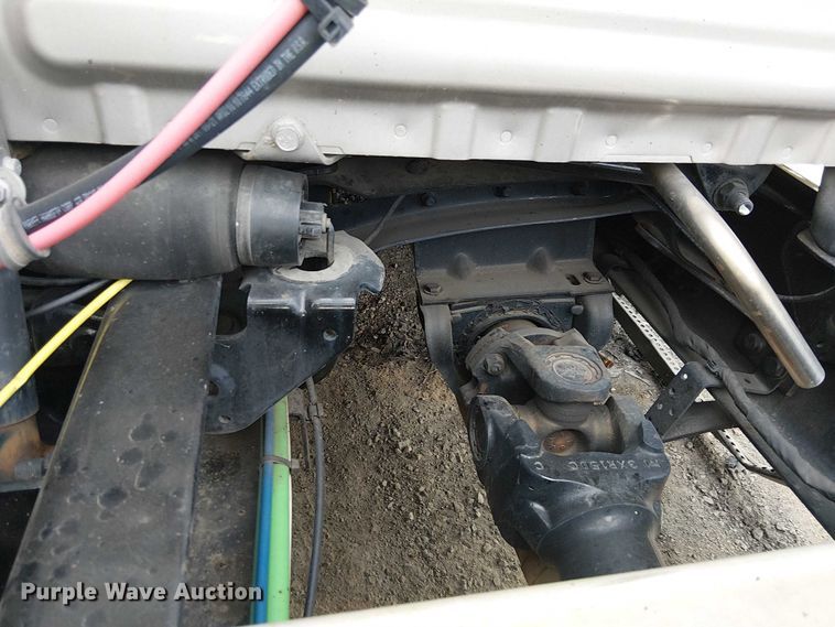 image for item YA2096 2022 Freightliner Cascadia 126 semi truck