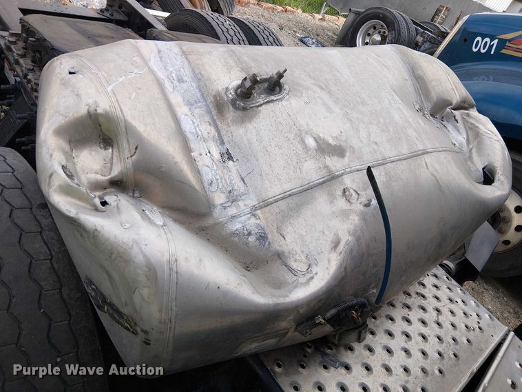 image for item YA2096 2022 Freightliner Cascadia 126 semi truck