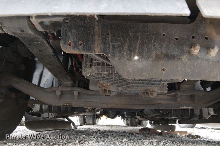 image for item YA2096 2022 Freightliner Cascadia 126 semi truck