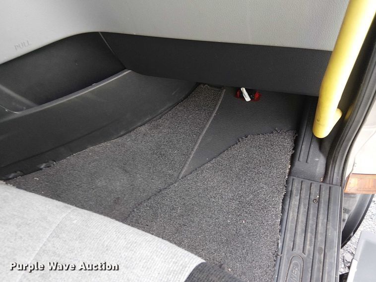 image for item YA2096 2022 Freightliner Cascadia 126 semi truck