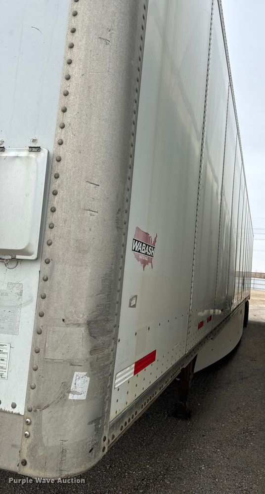 image for item YA2183 2009 Wabash dry van trailer