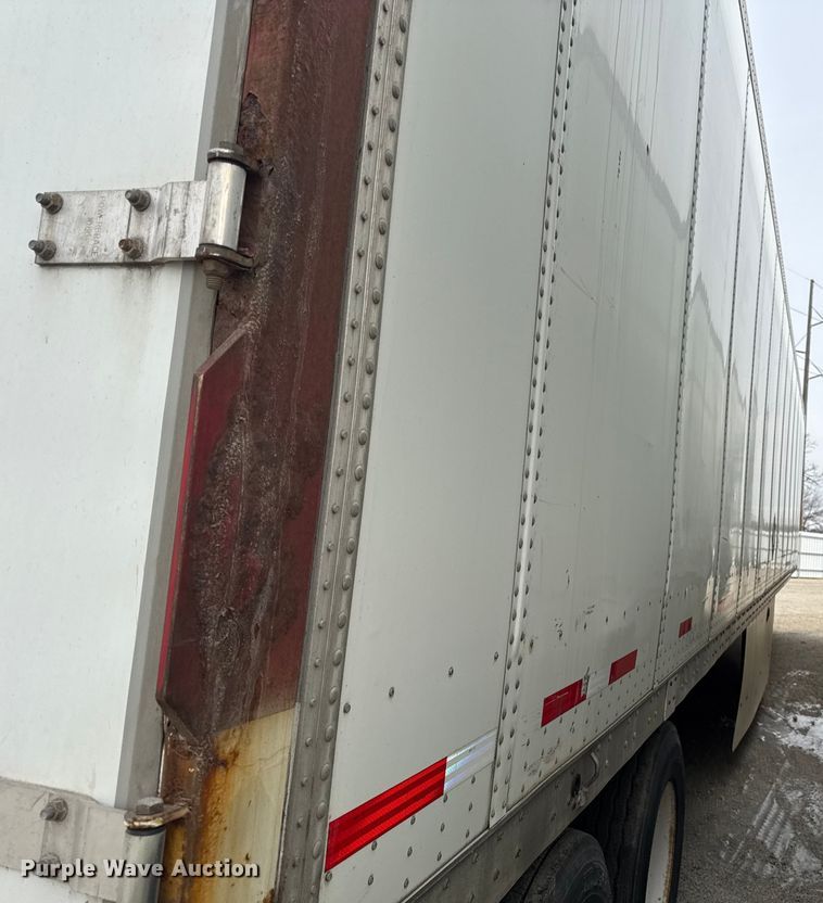 image for item YA2183 2009 Wabash dry van trailer