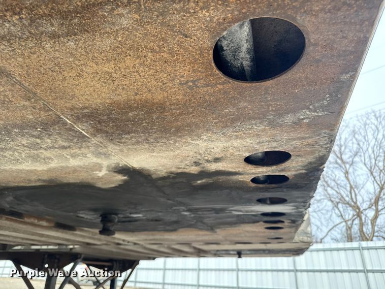 image for item YA2183 2009 Wabash dry van trailer