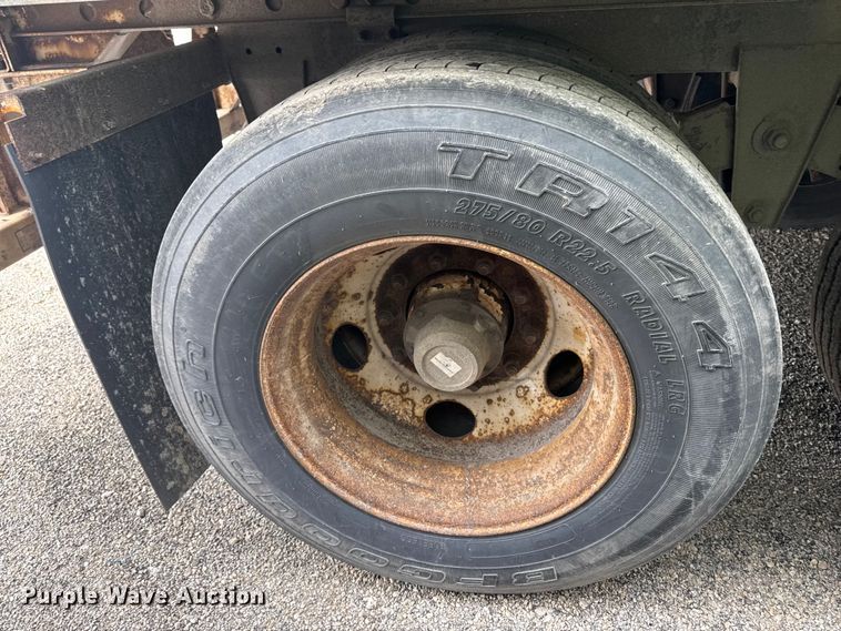 image for item YA2183 2009 Wabash dry van trailer