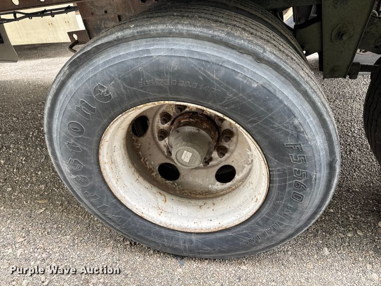 image for item YA2183 2009 Wabash dry van trailer