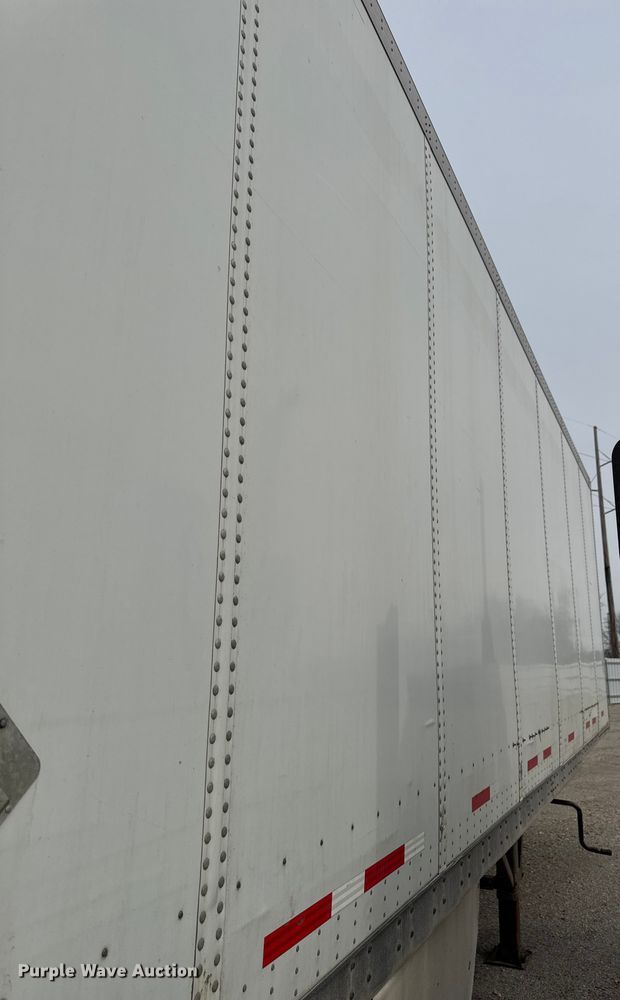 image for item YA2184 2009 Wabash dry van trailer