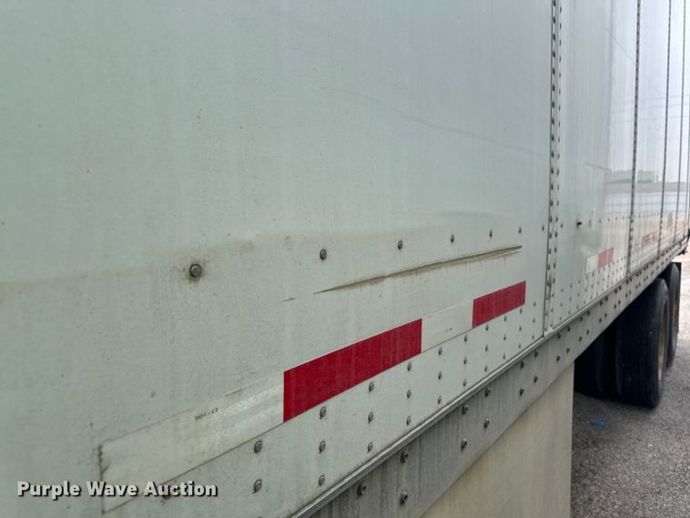 image for item YA2184 2009 Wabash dry van trailer