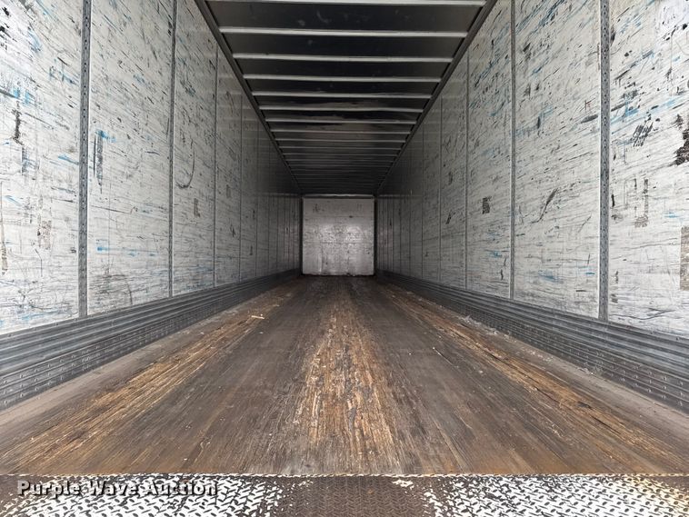 image for item YA2184 2009 Wabash dry van trailer