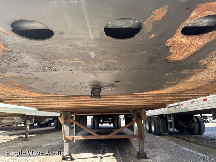 image for item YA2208 2009 Wabash dry van trailer