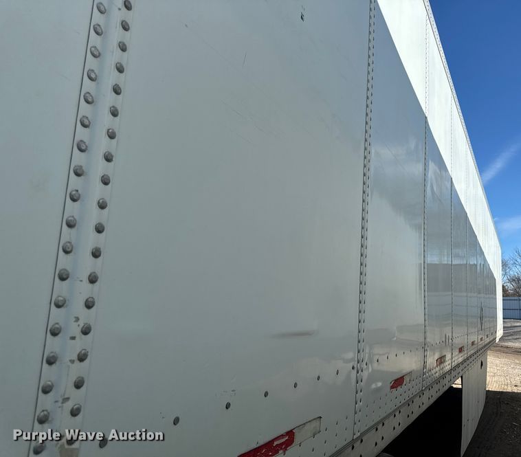image for item YA2208 2009 Wabash dry van trailer