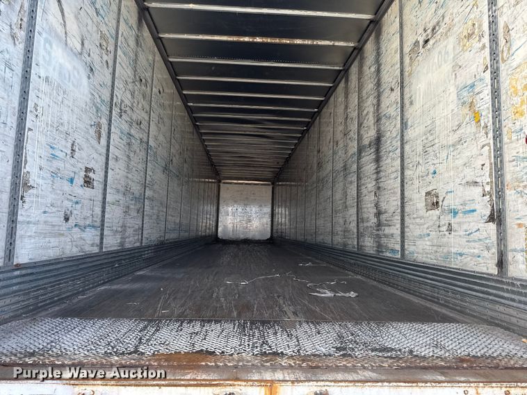 image for item YA2208 2009 Wabash dry van trailer