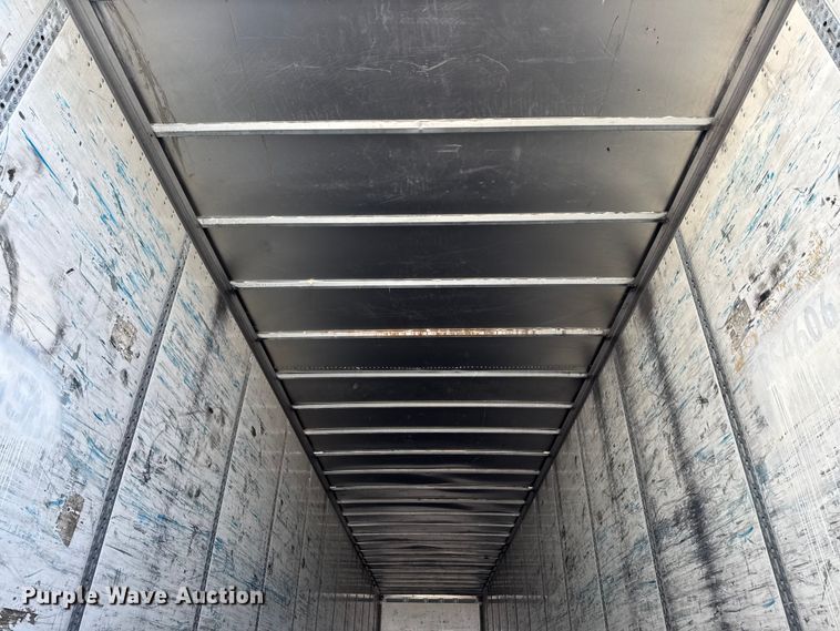 image for item YA2208 2009 Wabash dry van trailer