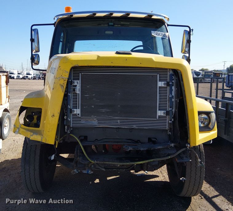 image for item YA2219 2023 Freightliner 108SD truck cab and chassis