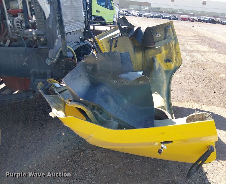 image for item YA2219 2023 Freightliner 108SD truck cab and chassis