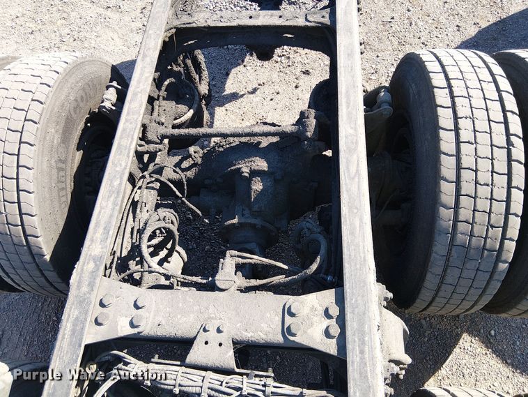 image for item YA2219 2023 Freightliner 108SD truck cab and chassis