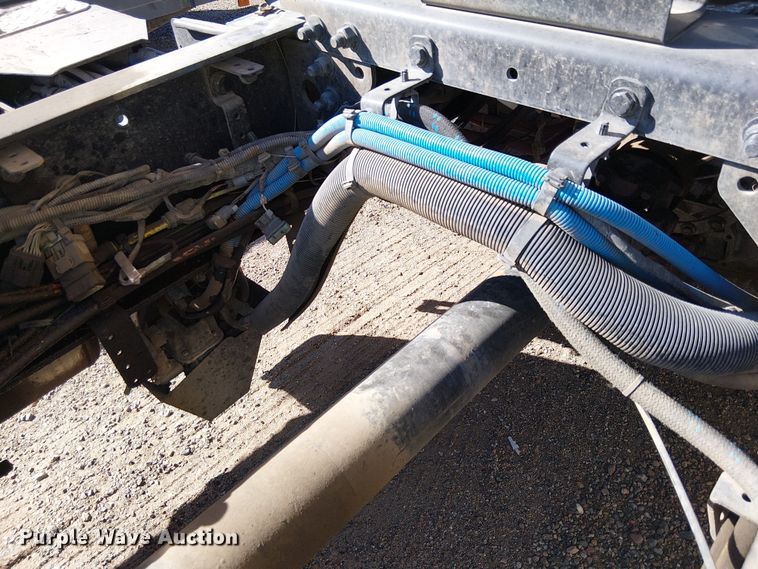 image for item YA2219 2023 Freightliner 108SD truck cab and chassis