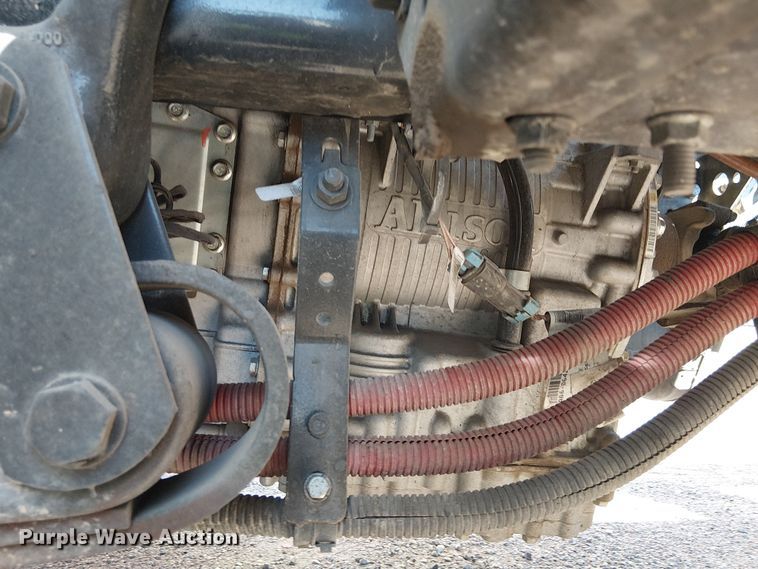 image for item YA2219 2023 Freightliner 108SD truck cab and chassis