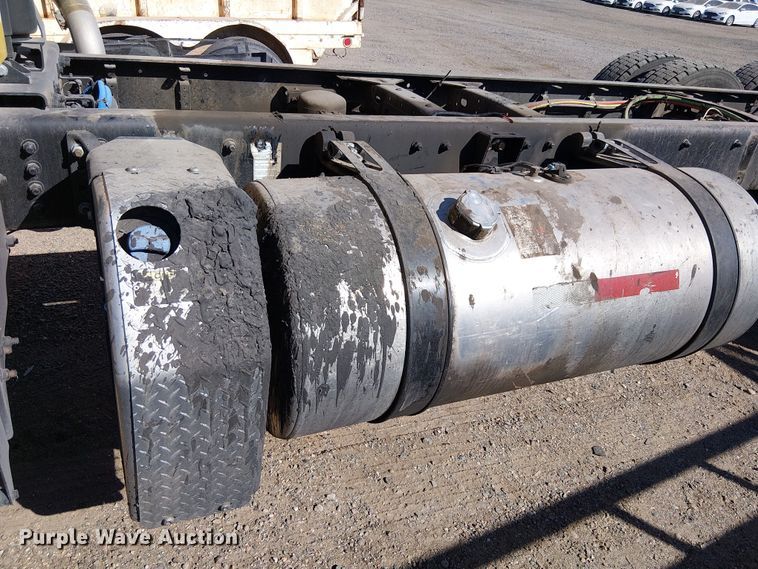 image for item YA2219 2023 Freightliner 108SD truck cab and chassis