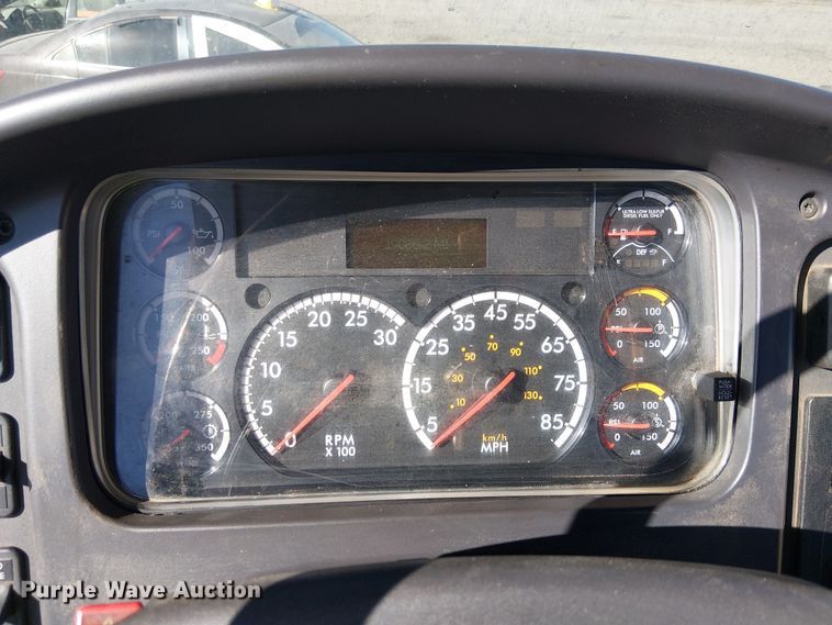 image for item YA2219 2023 Freightliner 108SD truck cab and chassis