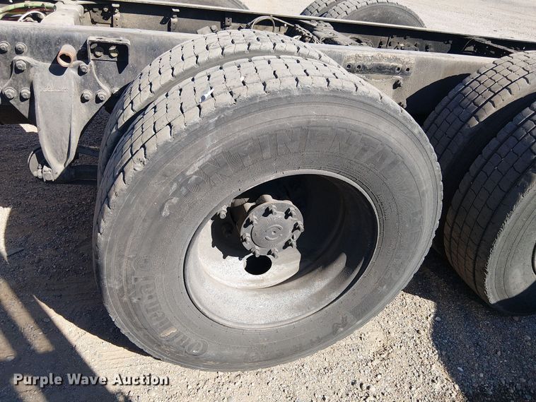 image for item YA2219 2023 Freightliner 108SD truck cab and chassis