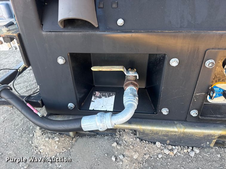 image for item DQ4253 Miller Big Blue Air Pak welder