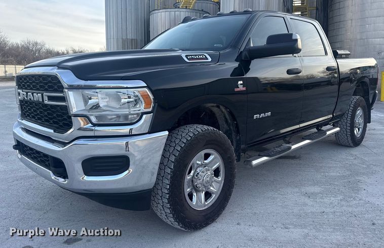 image for item DQ4255 2021 RAM 2500 Crew Cab pickup truck