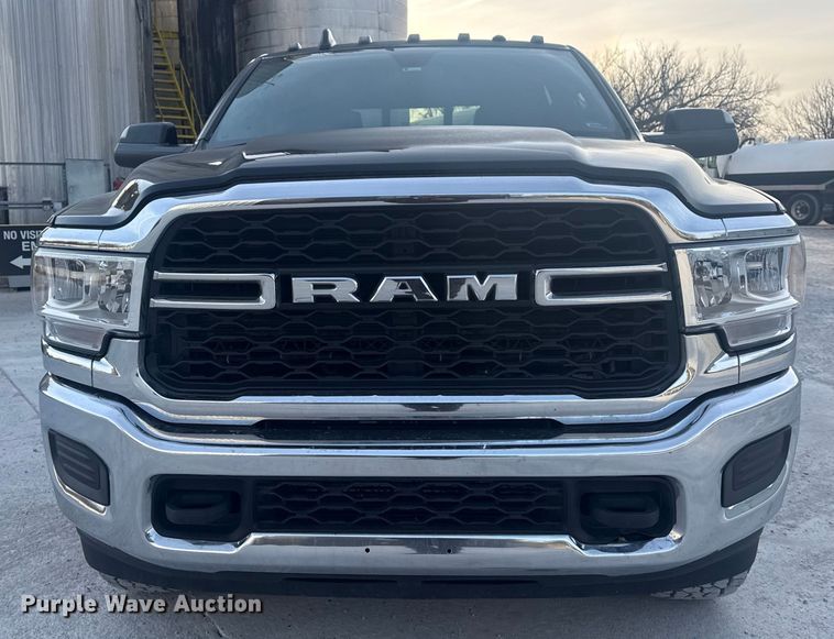 image for item DQ4255 2021 RAM 2500 Crew Cab pickup truck