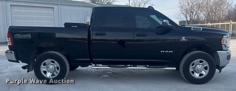 image for item DQ4255 2021 RAM 2500 Crew Cab pickup truck