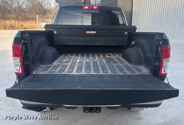 image for item DQ4255 2021 RAM 2500 Crew Cab pickup truck