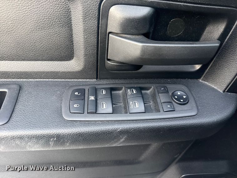 image for item DQ4255 2021 RAM 2500 Crew Cab pickup truck