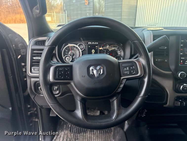 image for item DQ4255 2021 RAM 2500 Crew Cab pickup truck