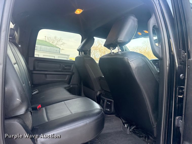 image for item DQ4255 2021 RAM 2500 Crew Cab pickup truck