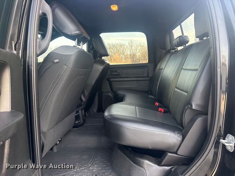 image for item DQ4255 2021 RAM 2500 Crew Cab pickup truck