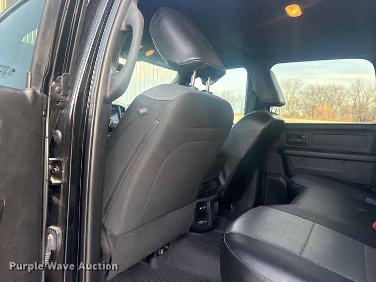 image for item DQ4255 2021 RAM 2500 Crew Cab pickup truck