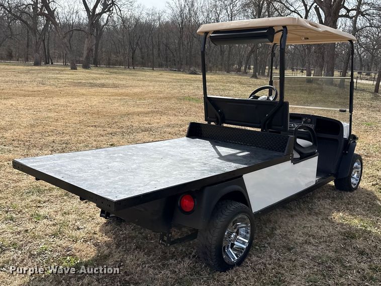 image for item DQ4351 2024 Cushman Shuttle 2 EFI golf cart