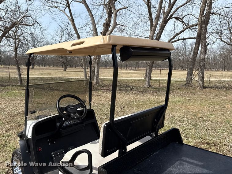 image for item DQ4351 2024 Cushman Shuttle 2 EFI golf cart
