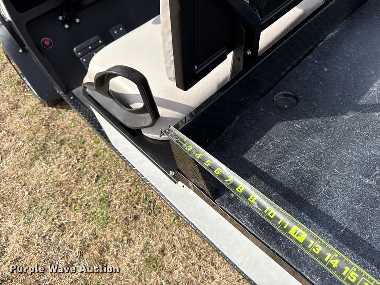 image for item DQ4351 2024 Cushman Shuttle 2 EFI golf cart