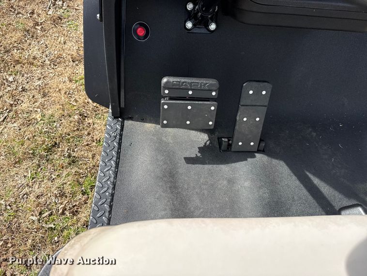 image for item DQ4351 2024 Cushman Shuttle 2 EFI golf cart