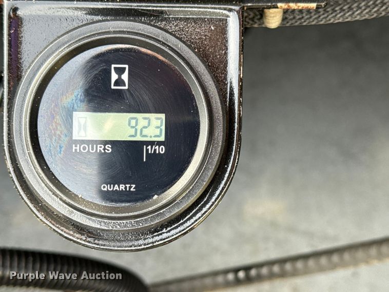 image for item DQ4351 2024 Cushman Shuttle 2 EFI golf cart