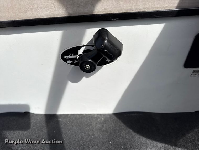 image for item DQ4351 2024 Cushman Shuttle 2 EFI golf cart