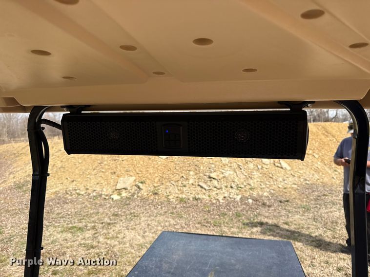 image for item DQ4351 2024 Cushman Shuttle 2 EFI golf cart