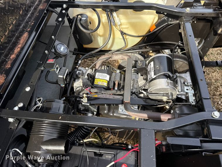 image for item DQ4351 2024 Cushman Shuttle 2 EFI golf cart