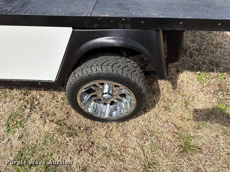 image for item DQ4351 2024 Cushman Shuttle 2 EFI golf cart