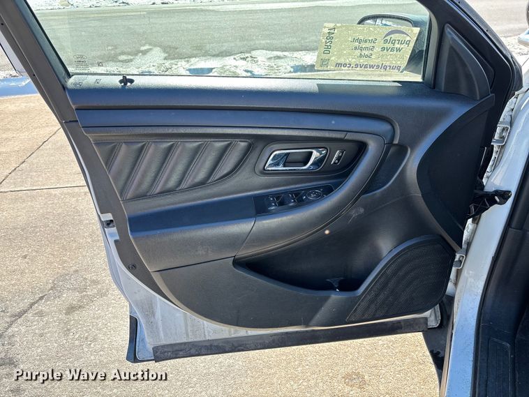 image for item DR2847 2018 Ford Taurus 