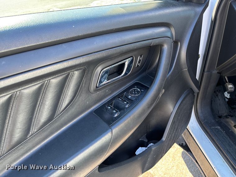 image for item DR2847 2018 Ford Taurus 