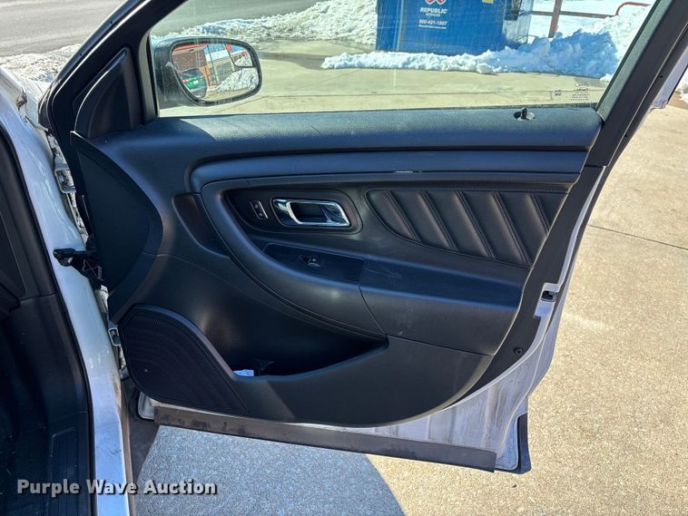 image for item DR2847 2018 Ford Taurus 